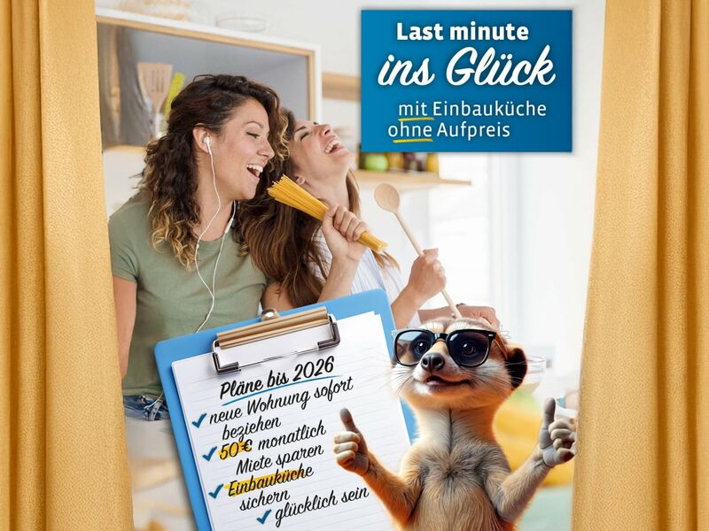 Zwei Frauen lachen in einer hellen Küche, ein Erdmännchen mit Sonnenbrille hält ein Clipboard mit Plänen für 2026.